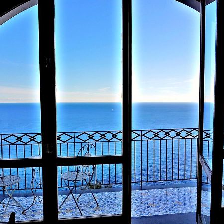 Casa Vacanza "Positano" A Furore Exteriör bild