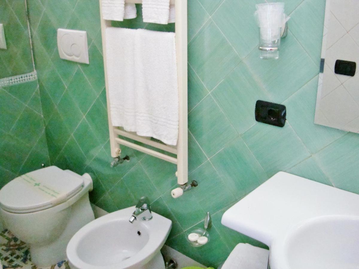Casa Vacanza "Positano" A Furore Exteriör bild