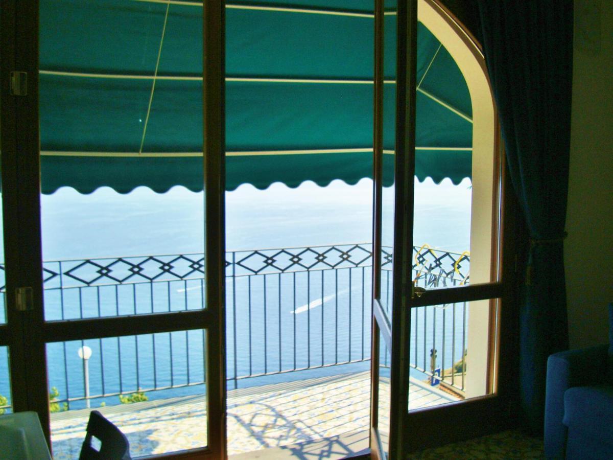 Casa Vacanza "Positano" A Furore Exteriör bild